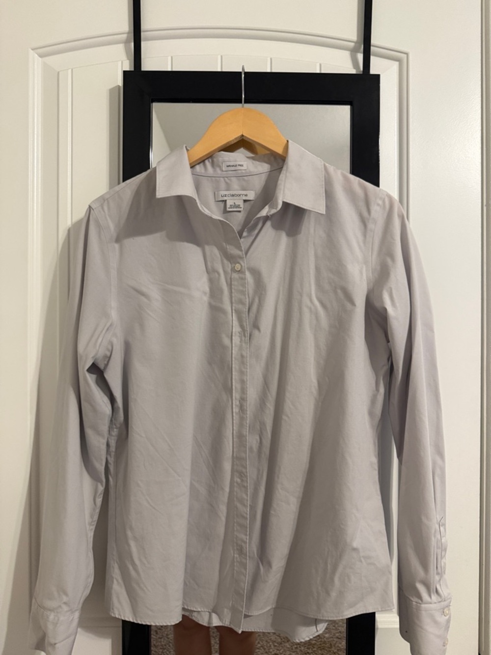 Liz Claiborne Men's Light Gray Button-Down Dress Shirt
